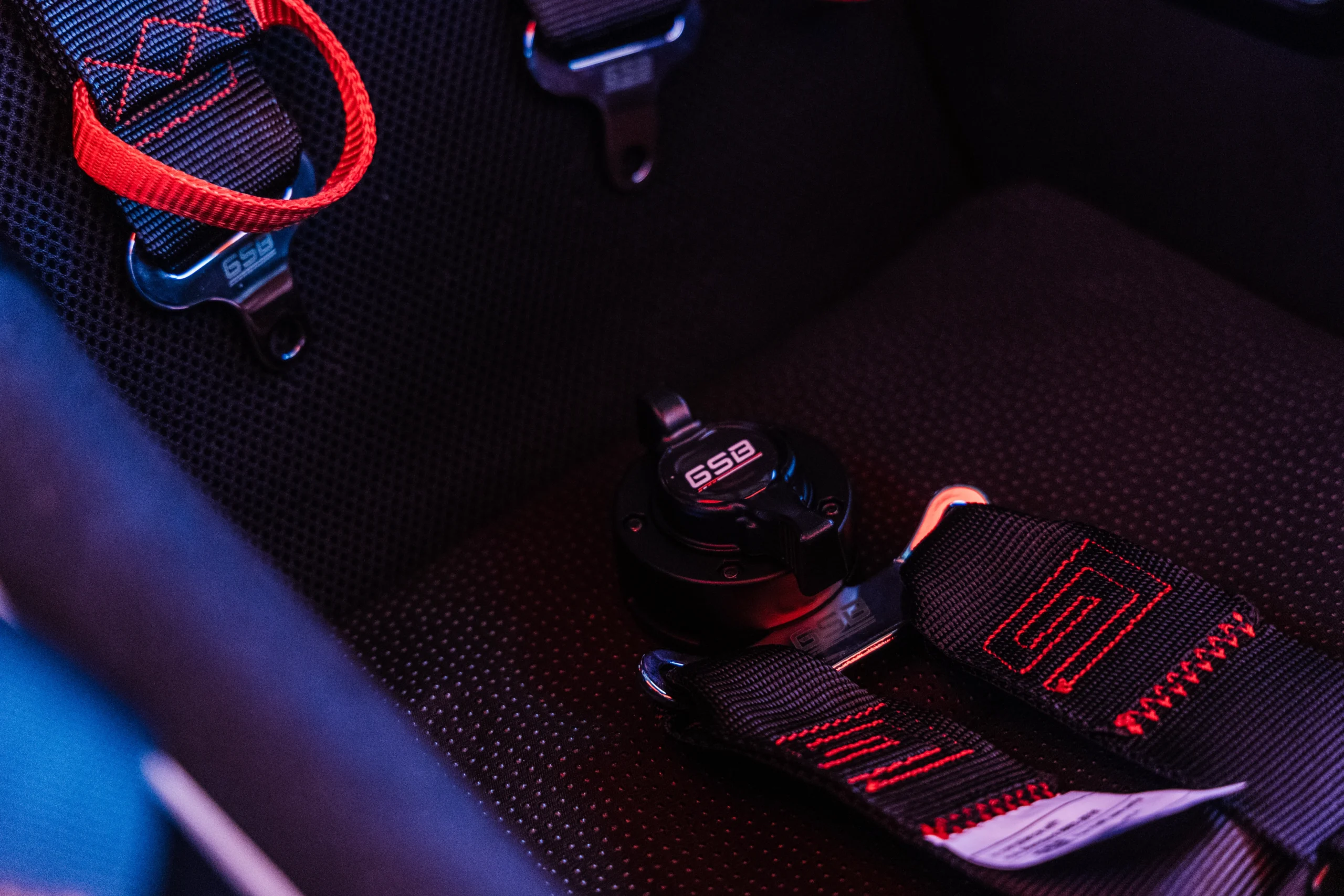FIA-Certified Harnesses 4 Trackday-Rallycross2026-GSB-2